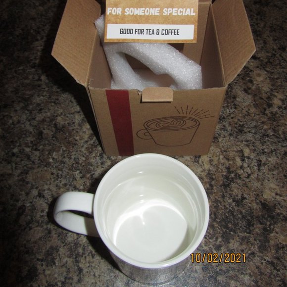 💰 3/$25.00 Breezy Valley 11 Oz. Mug NIB. - Picture 6 of 7